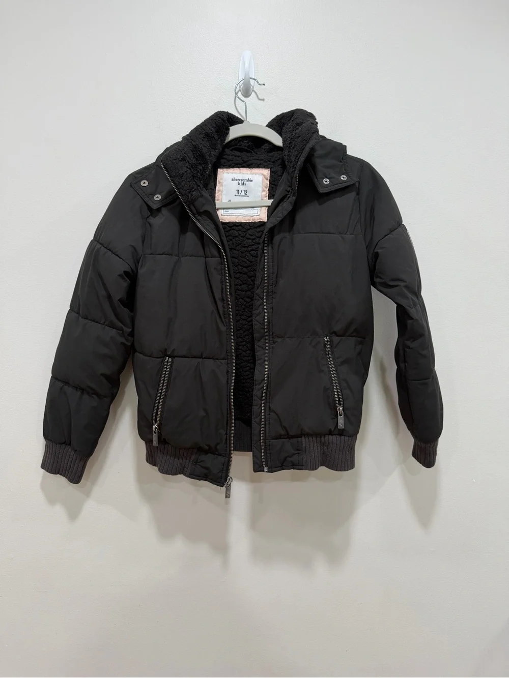 Abercrombie Kids Black Puffer Jacket Girls Size 11/12